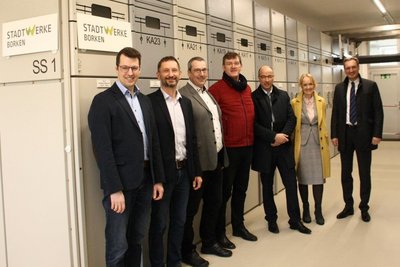 Gruppenbild im Schalthaus