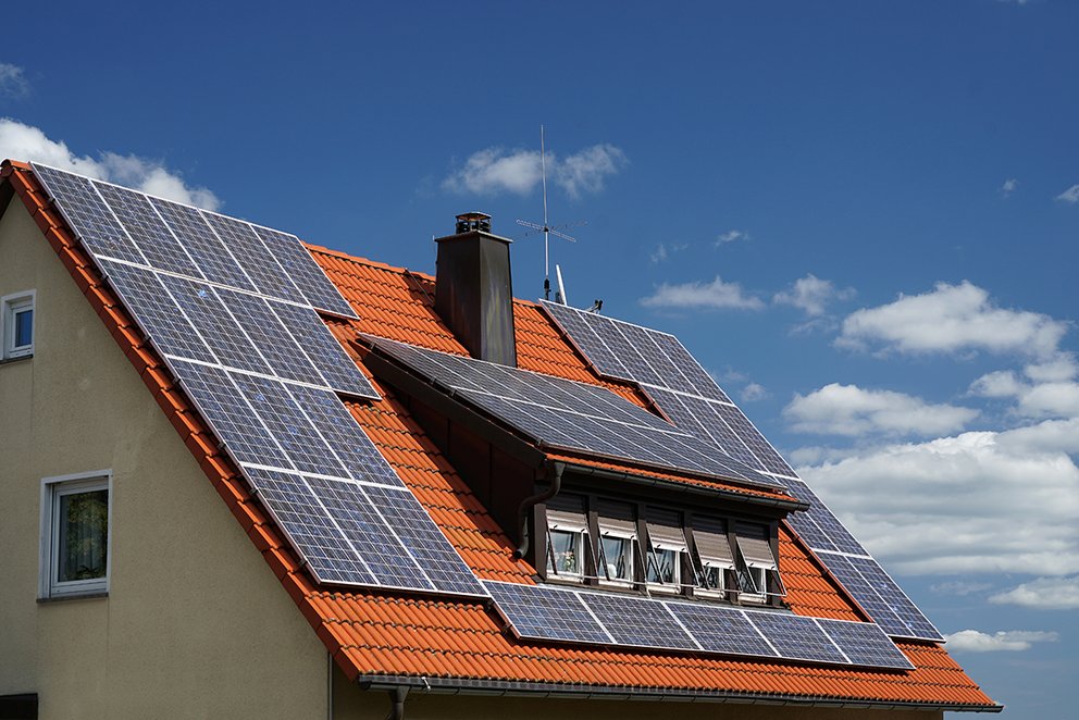 Anlage auf Hausdach PV Anlage auf Hausdach